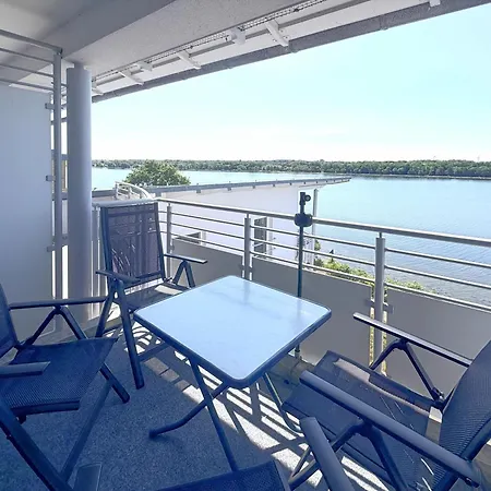 Windjammer 28